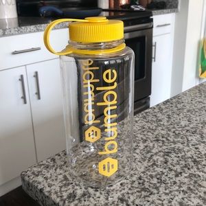Dining - Bumble Water Bottle Dining - Bumble Water Bottle